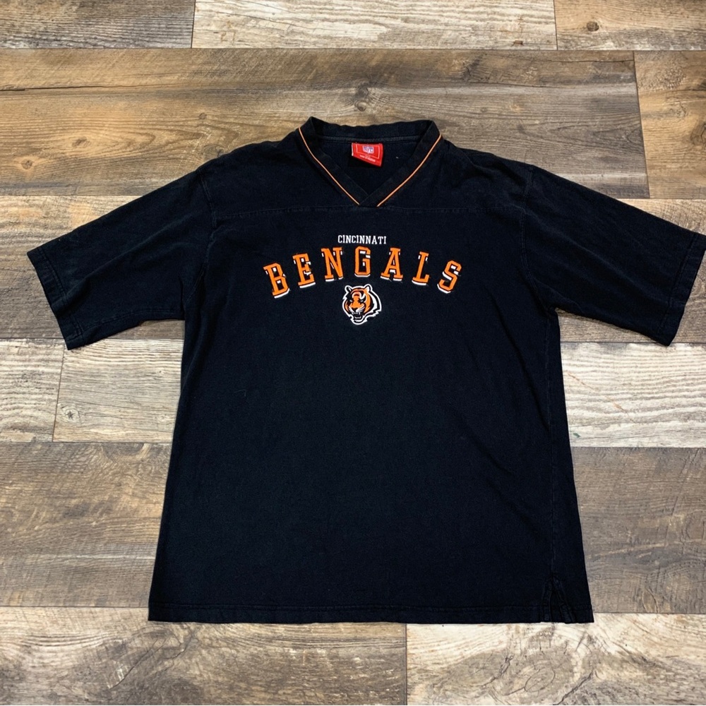 NFL team apparel jersey men's size Large Cincinnati Bengals embroidered logo